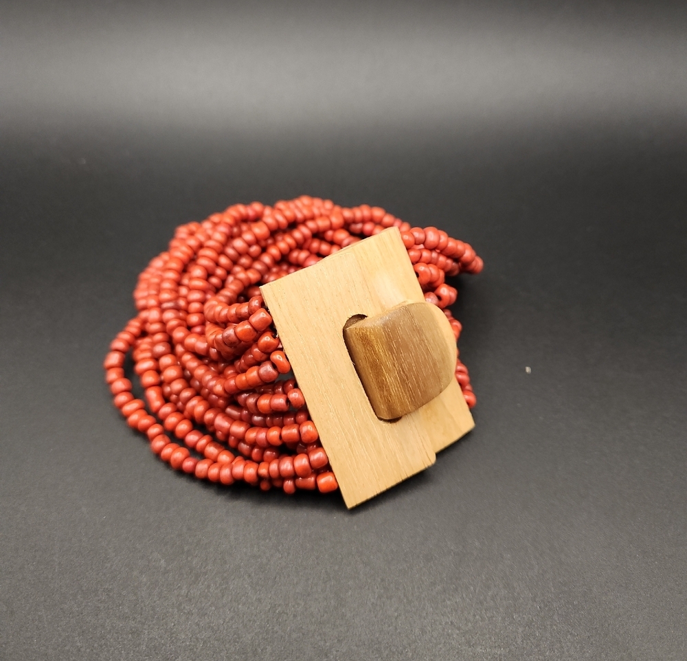 Red Seed Bead Bracelet Wooden Clasp NWOT